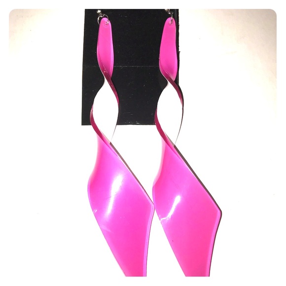 Jewelry - Twist Oversized Earrings Jewelry - Twist Oversized Earrings